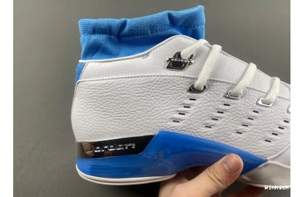 Air “University Jordan Blue” FJ0395-101 Low 17 0805